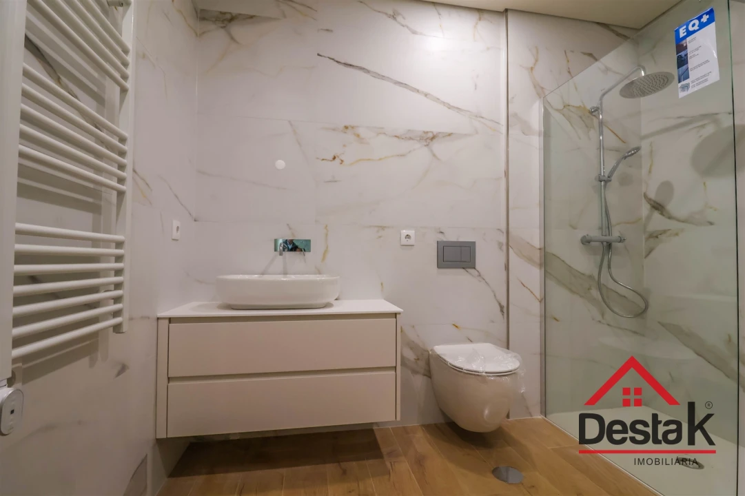 Apartamento T3 para Venda em Viseu Foto 7