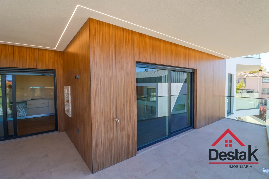 Apartamento T3 para Venda em Viseu Foto 4