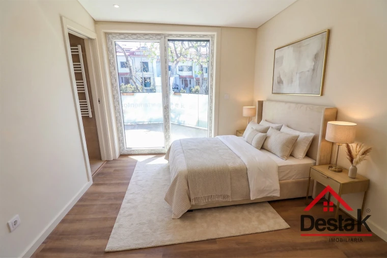 Apartamento T5 para Venda em Viseu Foto 8