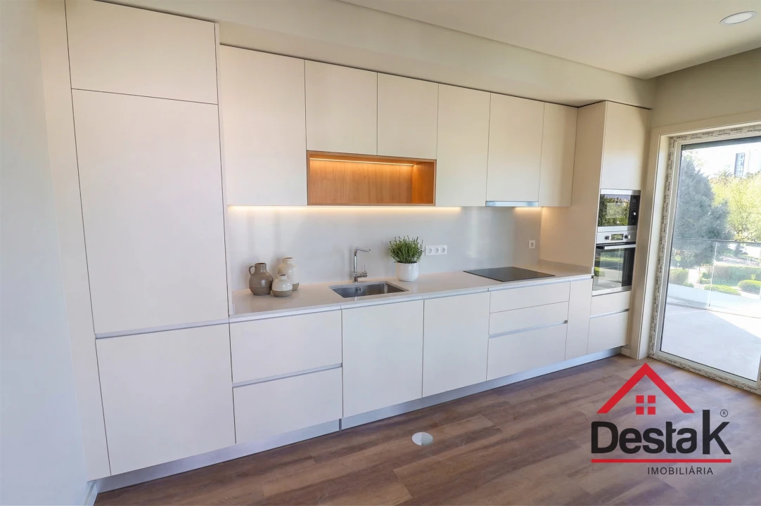 Apartamento T3 para Venda em Viseu Foto 2