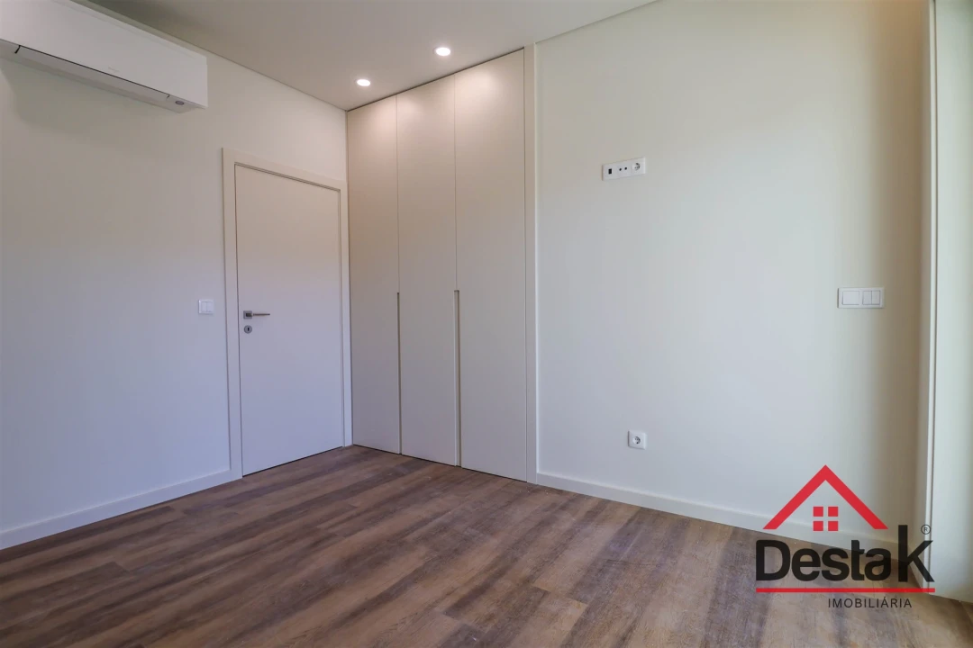Apartamento T3 para Venda em Viseu Foto 5