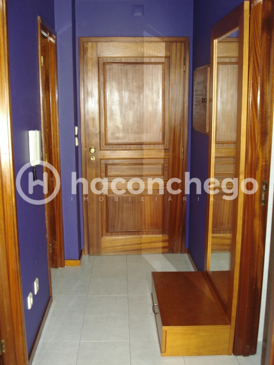 Apartamento T1 para Arrendamento em Arcozelo Foto 7