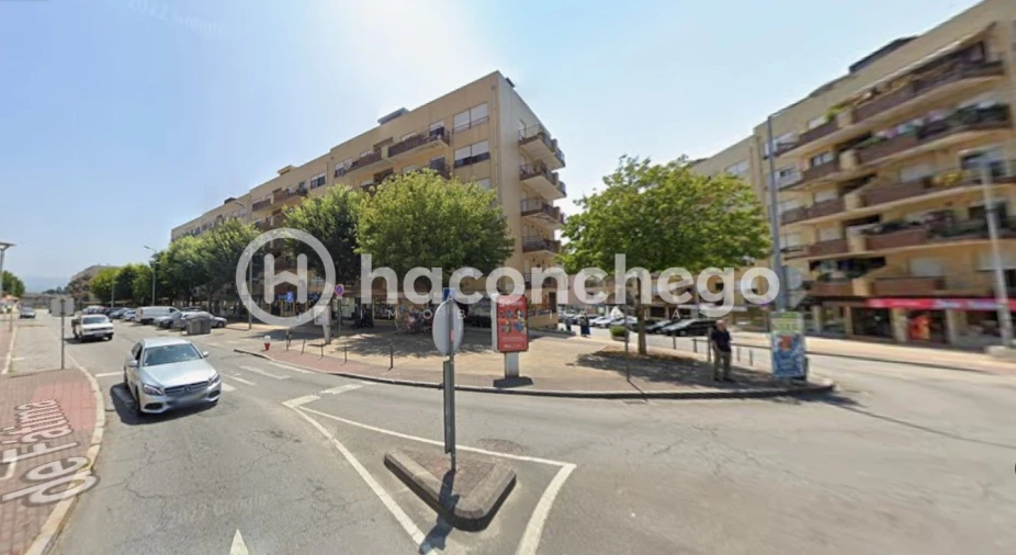 Apartamento T1 para Arrendamento em Arcozelo Foto 1