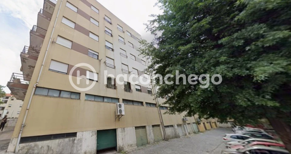 Apartamento T1 para Arrendamento em Arcozelo Foto 2