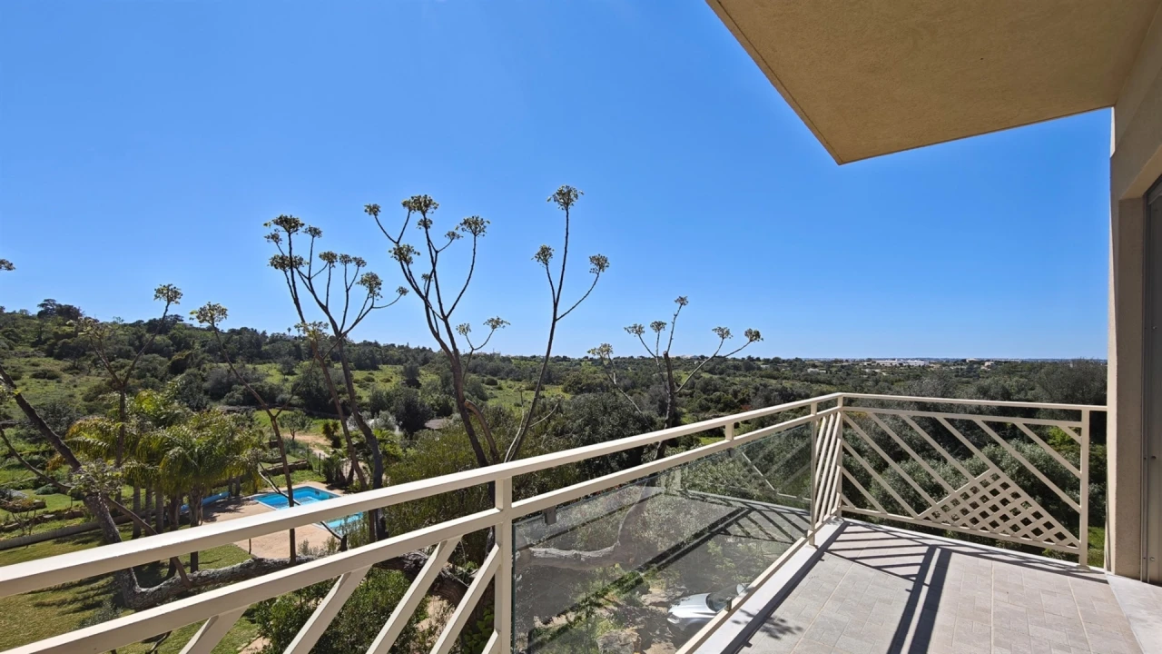 Moradia T5 para Venda em Albufeira e Olhos de Água Foto 39