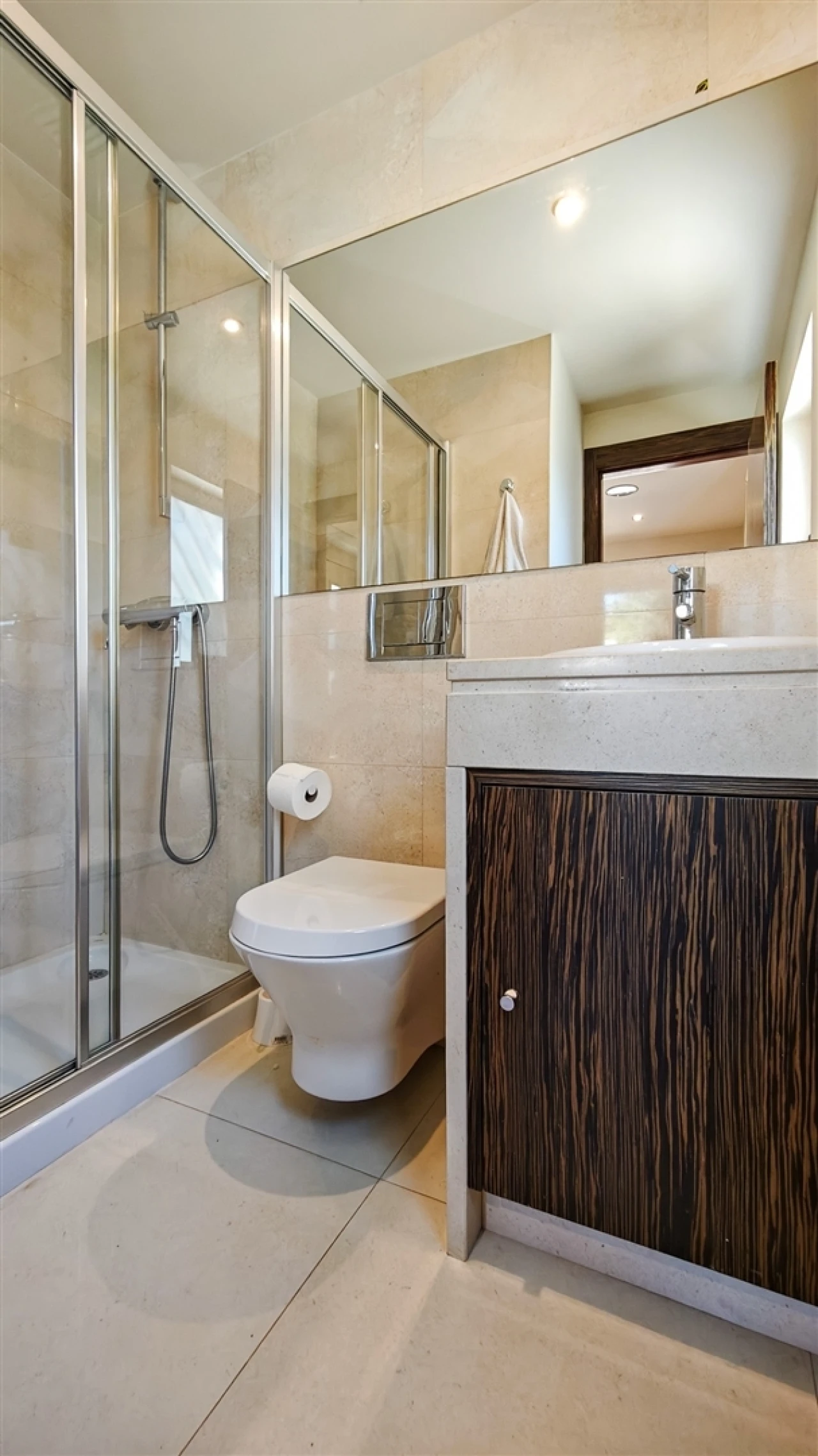 Moradia T5 para Venda em Albufeira e Olhos de Água Foto 34