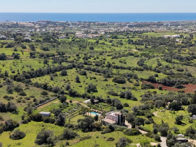 Moradia T5 para Venda em Albufeira e Olhos de Água Foto 2