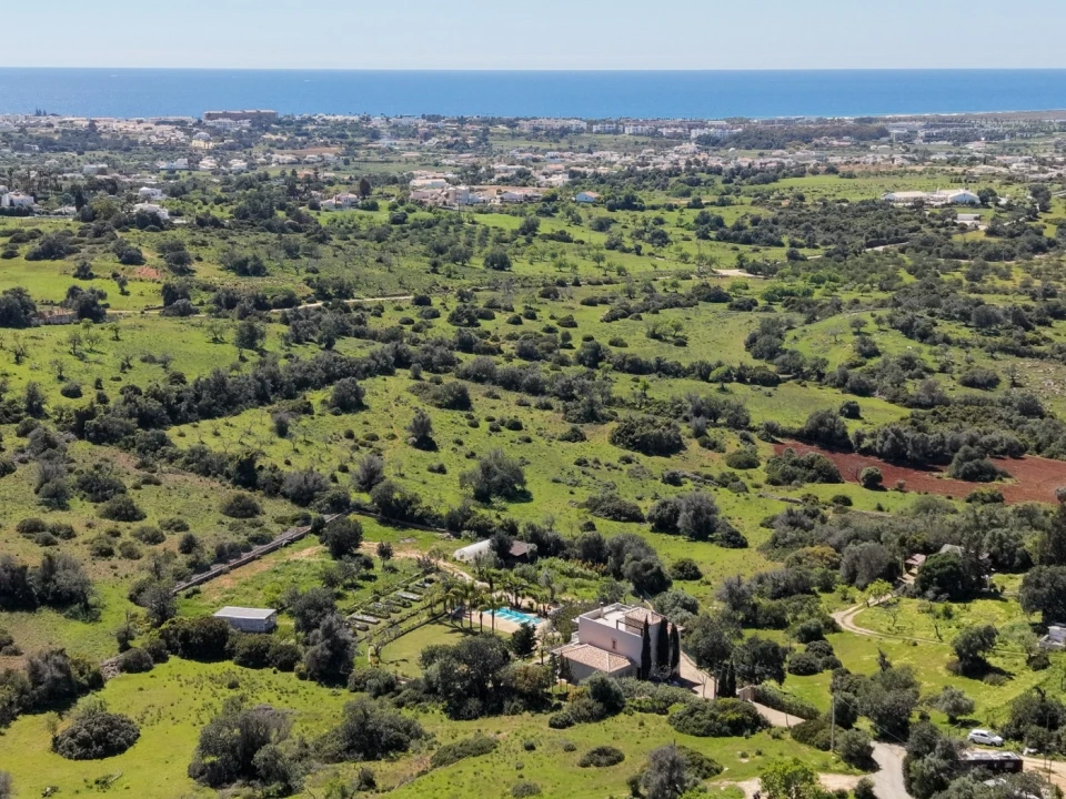 Moradia T5 para Venda em Albufeira e Olhos de Água Foto 2