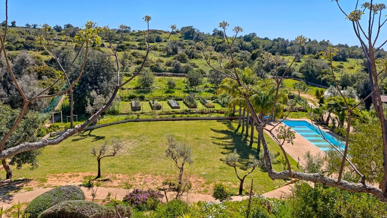 Moradia T5 para Venda em Albufeira e Olhos de Água Foto 40