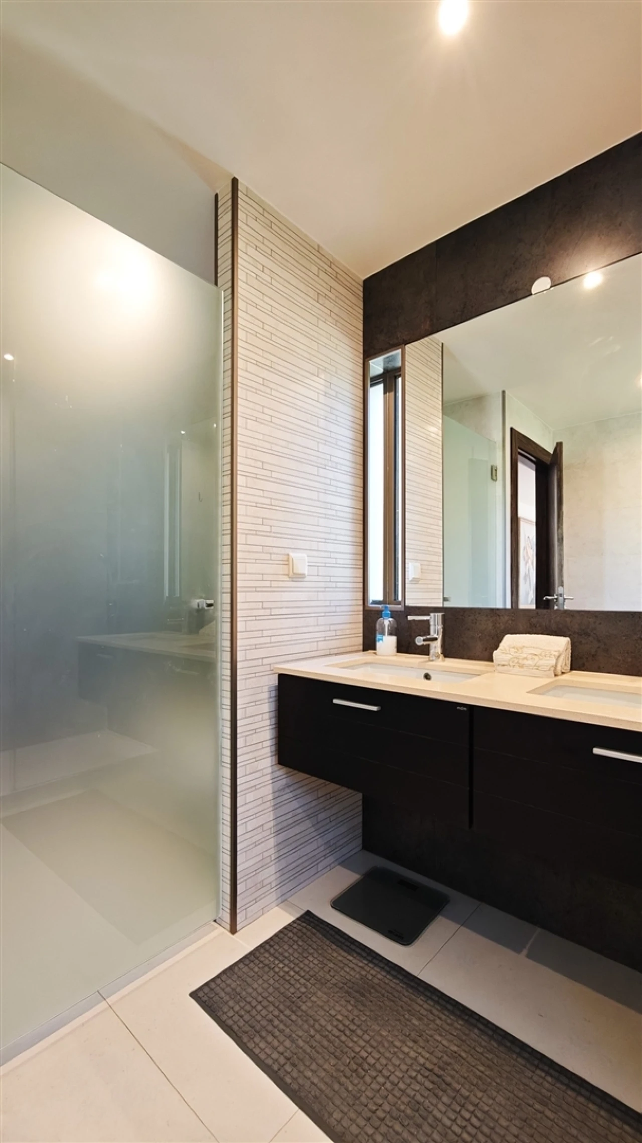 Moradia T5 para Venda em Albufeira e Olhos de Água Foto 29