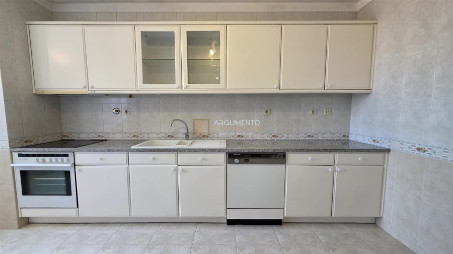 Apartamento T2 para Venda em Pedrouços Foto 30