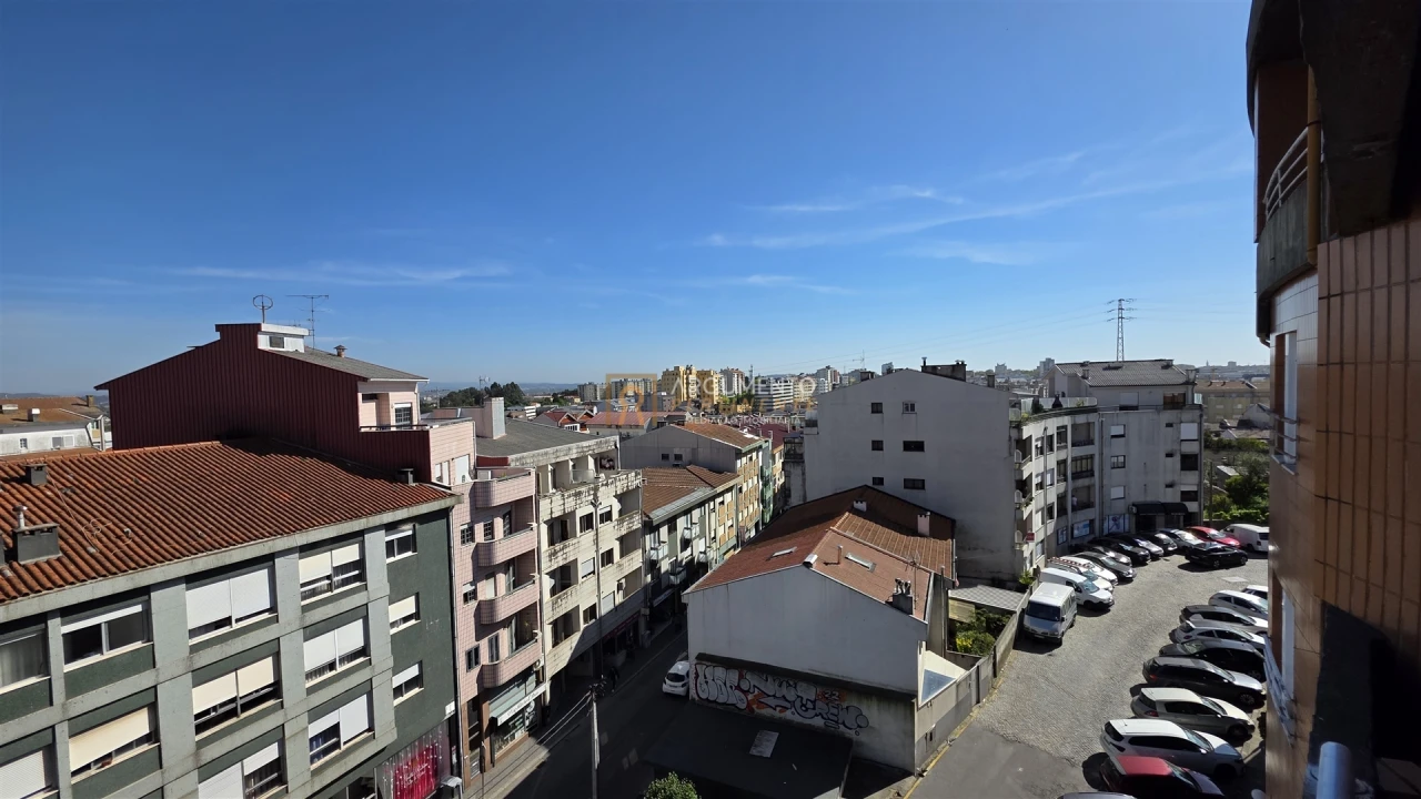 Apartamento T2 para Venda em Pedrouços Foto 31