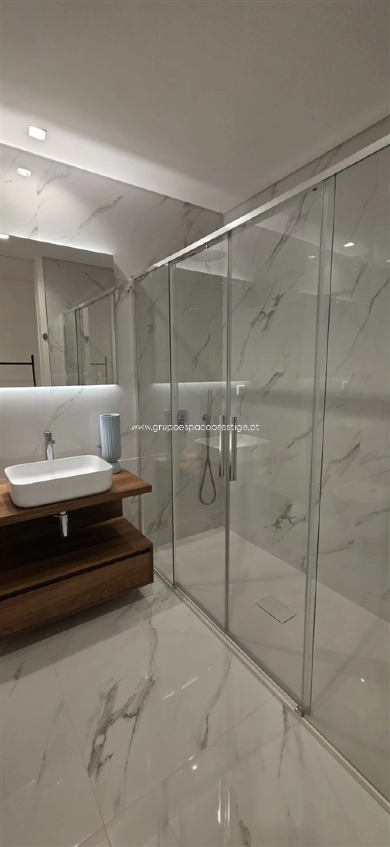 Apartamento T1 para Venda em Olhão Foto 15