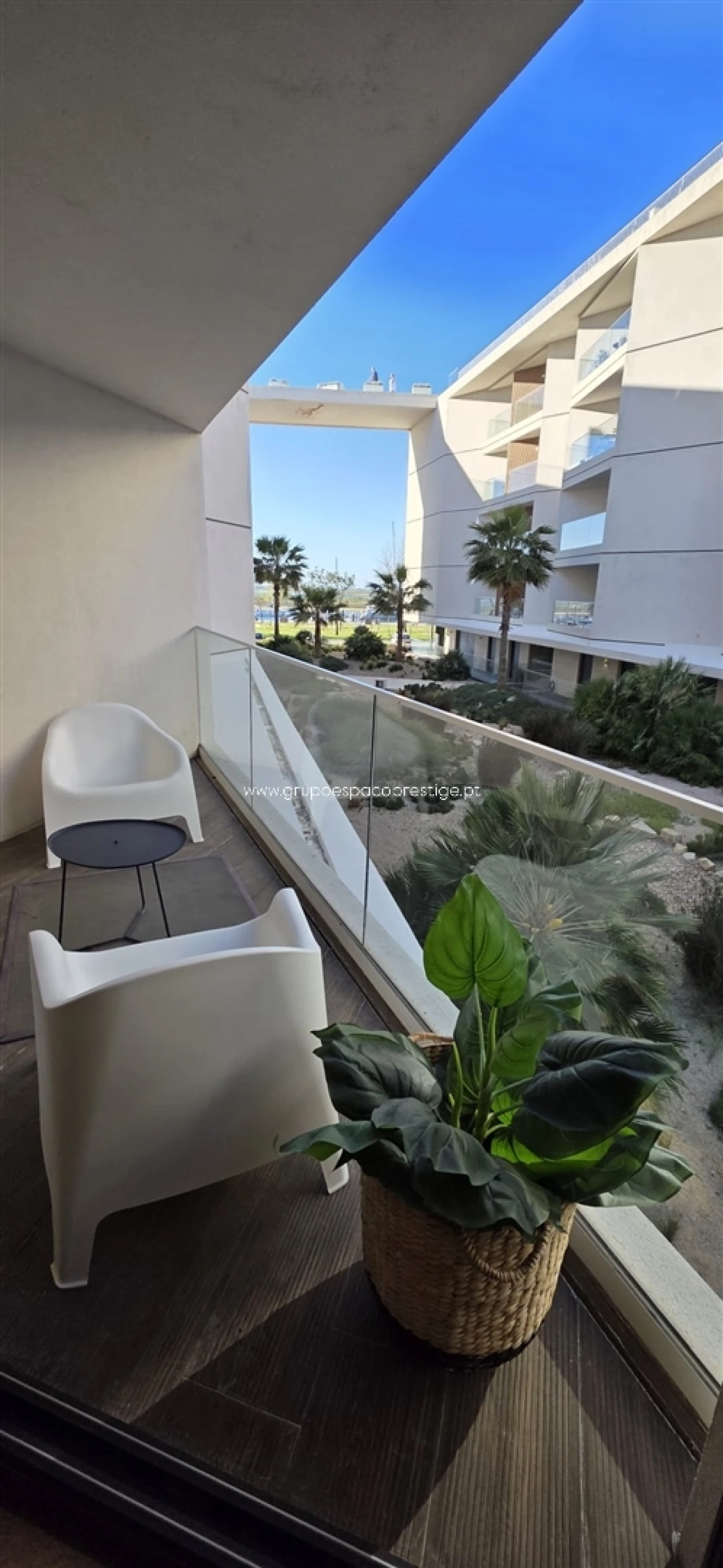 Apartamento T1 para Venda em Olhão Foto 6