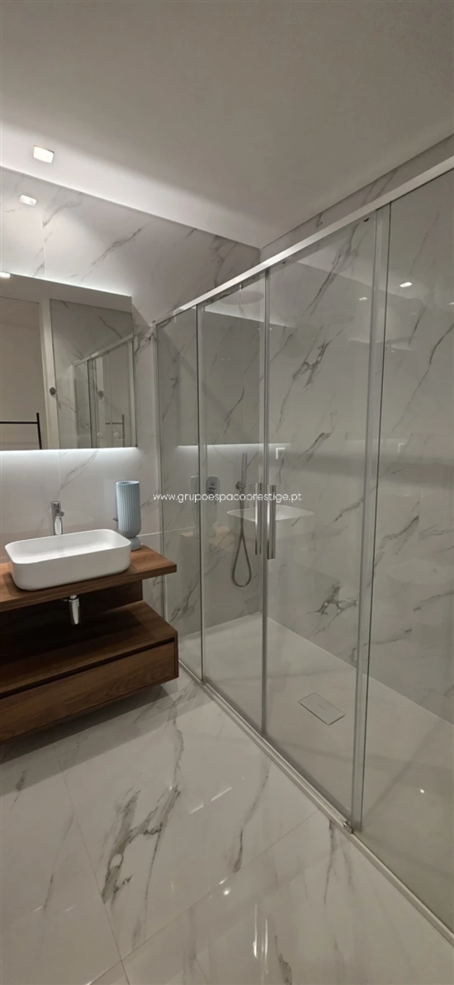 Apartamento T1 para Venda em Olhão Foto 15