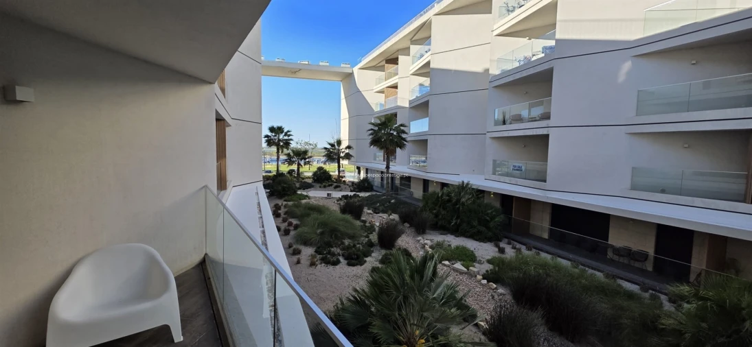 Apartamento T1 para Venda em Olhão Foto 27