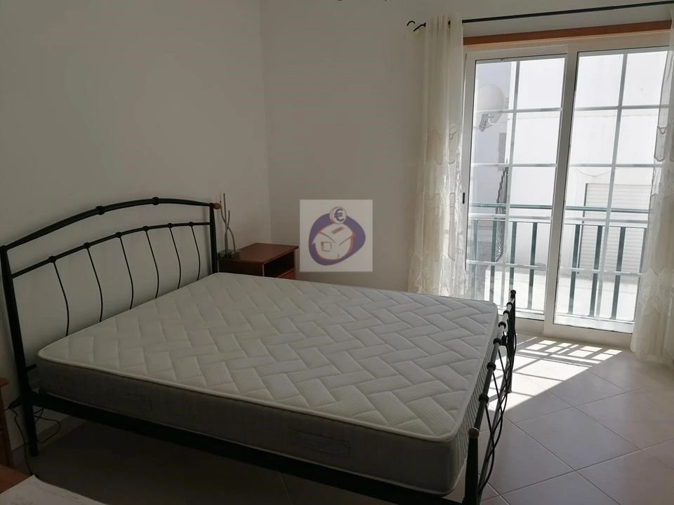 Apartamento T1 para Venda em Olhão Foto 7