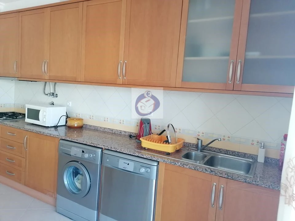Apartamento T1 para Venda em Olhão Foto 13
