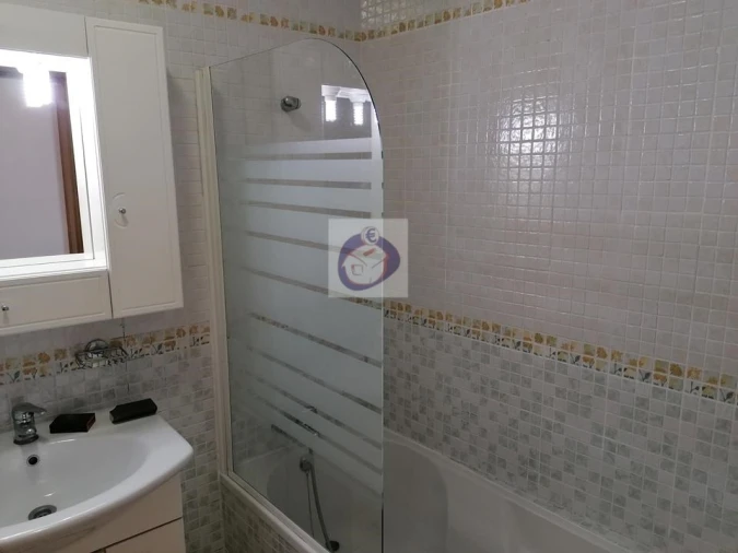 Apartamento T1 para Venda em Olhão Foto 9