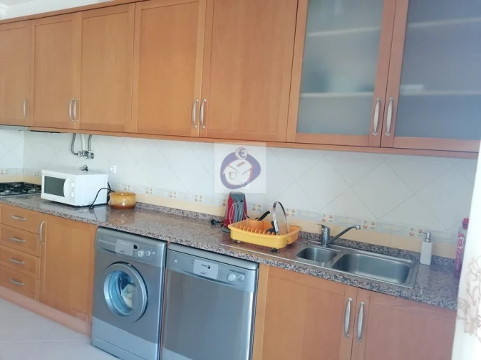 Apartamento T1 para Venda em Olhão Foto 13