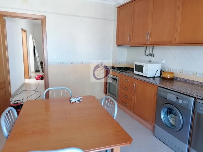 Apartamento T1 para Venda em Olhão Foto 14