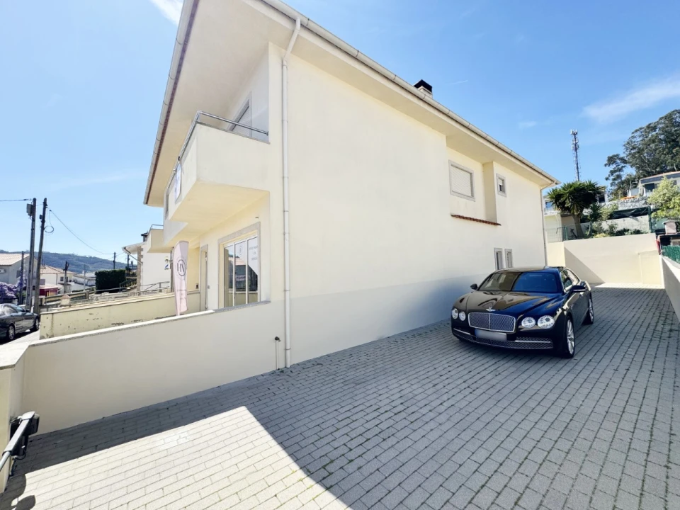 Moradia T3 para Venda em Tagilde e Vizela (São Paio) Foto 1