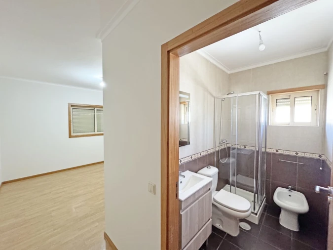 Moradia T3 para Venda em Tagilde e Vizela (São Paio) Foto 11