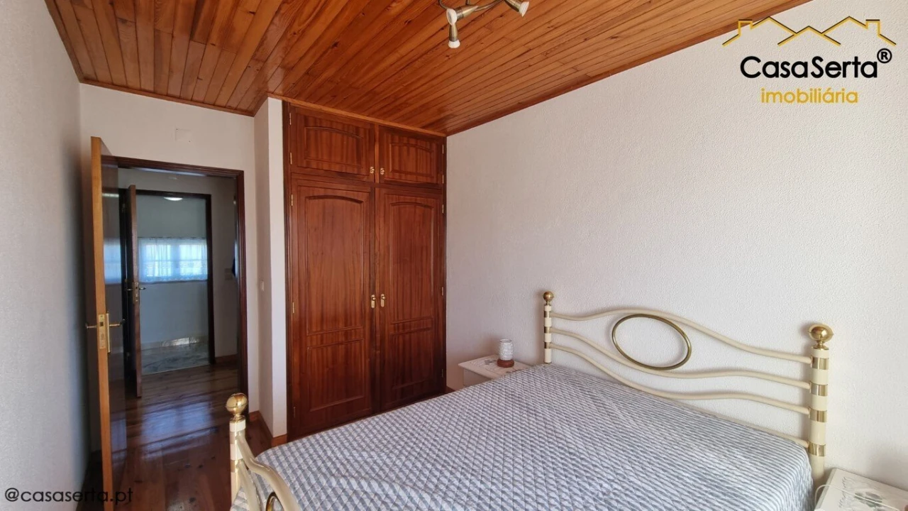 Moradia T4 para Venda em Fundada Foto 18