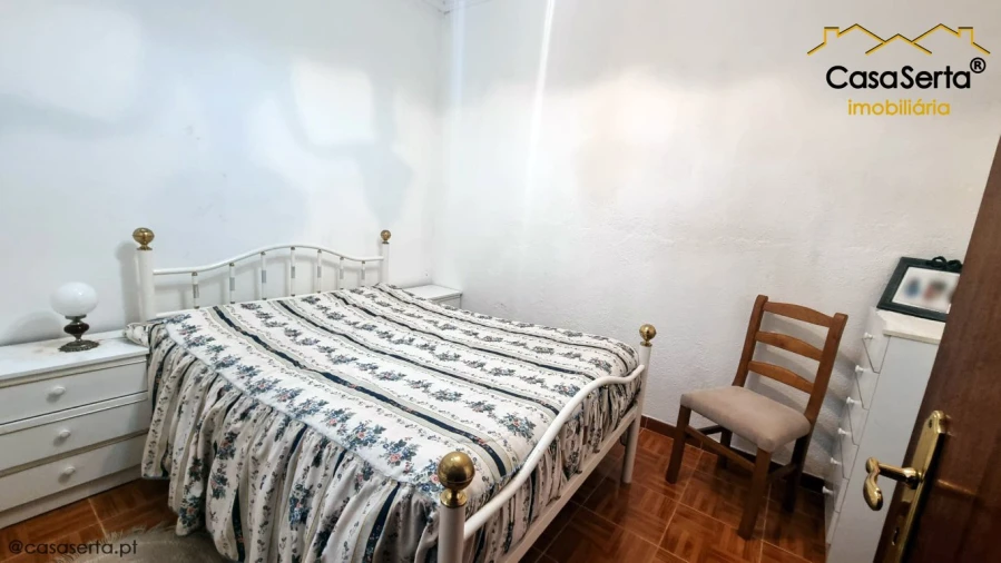 Moradia T4 para Venda em Fundada Foto 11