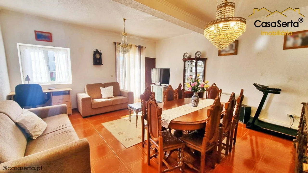 Moradia T4 para Venda em Fundada Foto 9