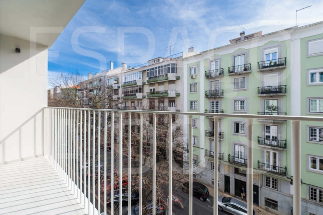 Apartamento T1 para Arrendamento em Areeiro Foto 11