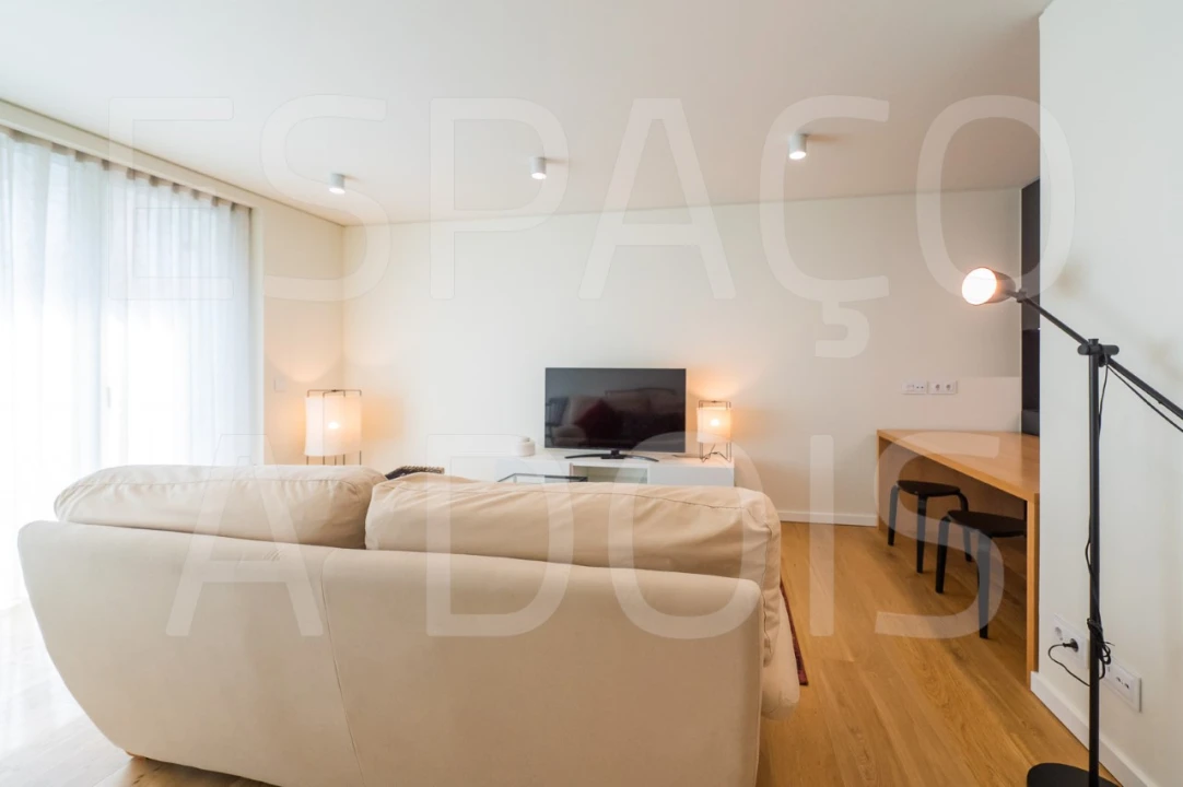 Apartamento T1 para Arrendamento em Areeiro Foto 16