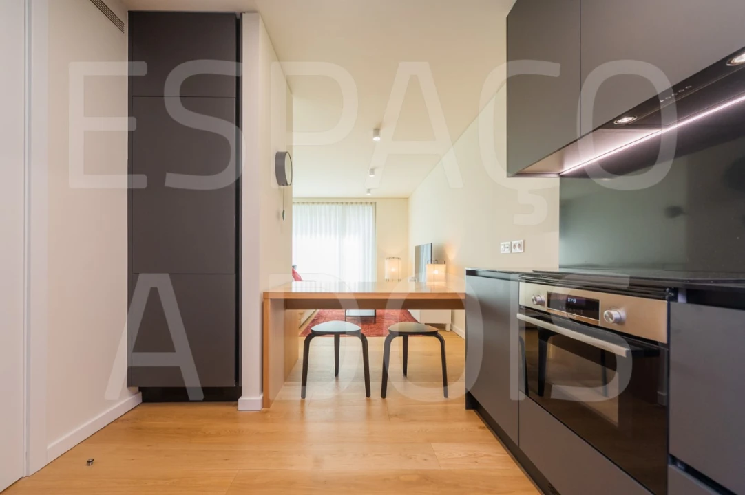 Apartamento T1 para Arrendamento em Areeiro Foto 25