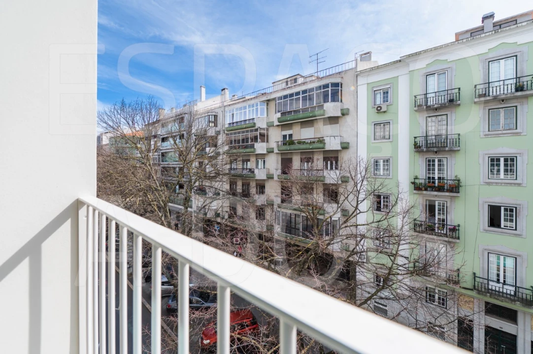 Apartamento T1 para Arrendamento em Areeiro Foto 32