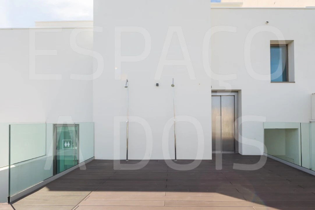 Apartamento T1 para Arrendamento em Areeiro Foto 46