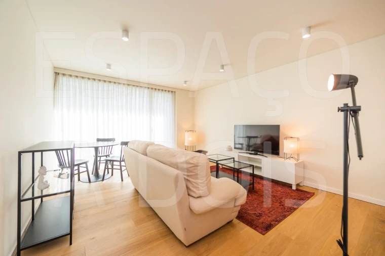 Apartamento T1 para Arrendamento em Areeiro Foto 9