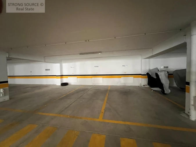 Negócio para Venda em Sesimbra (Santiago) Foto 1