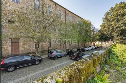 Moradia T7 para Venda em Oliveira, São Paio e São Sebastião