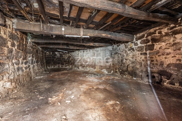 Moradia T6 para Venda em Oliveira, São Paio e São Sebastião Foto 11