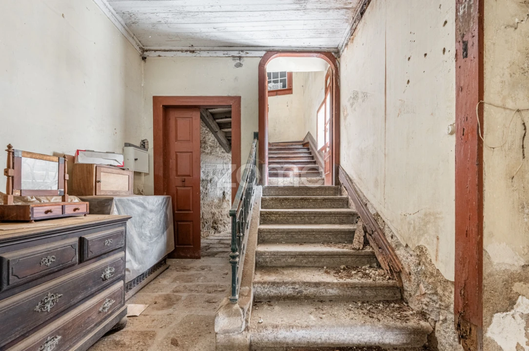 Moradia T6 para Venda em Oliveira, São Paio e São Sebastião Foto 16