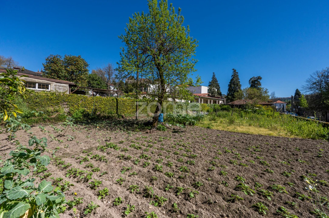 Moradia T6 para Venda em Oliveira, São Paio e São Sebastião Foto 21