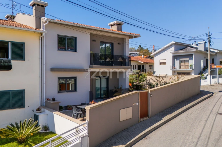 Moradia T4 para Venda em Celeirós, Aveleda e Vimieiro Foto 2