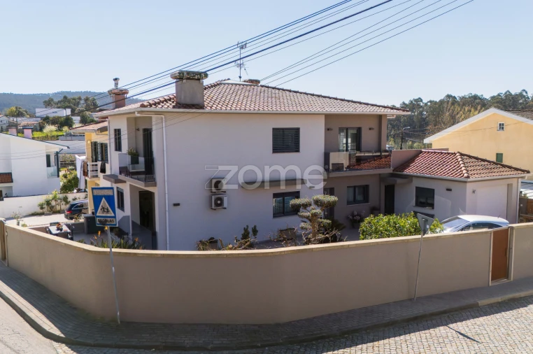 Moradia T4 para Venda em Celeirós, Aveleda e Vimieiro Foto 44