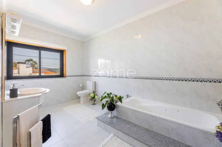 Moradia T4 para Venda em Celeirós, Aveleda e Vimieiro Foto 27