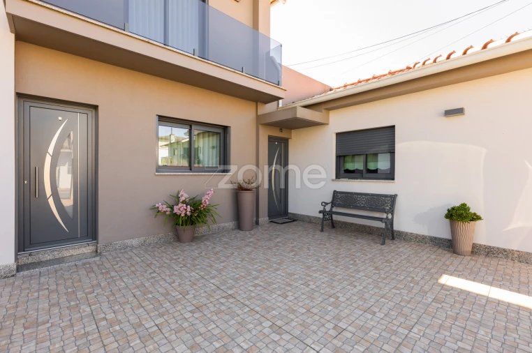 Moradia T4 para Venda em Celeirós, Aveleda e Vimieiro Foto 37