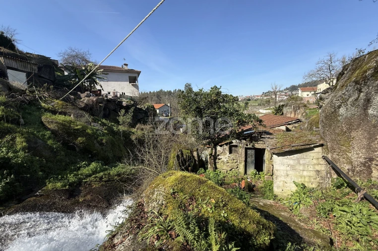 Quinta T2 para Venda em Arnoso (Santa Maria e Santa Eulália) e Sezures Foto 13