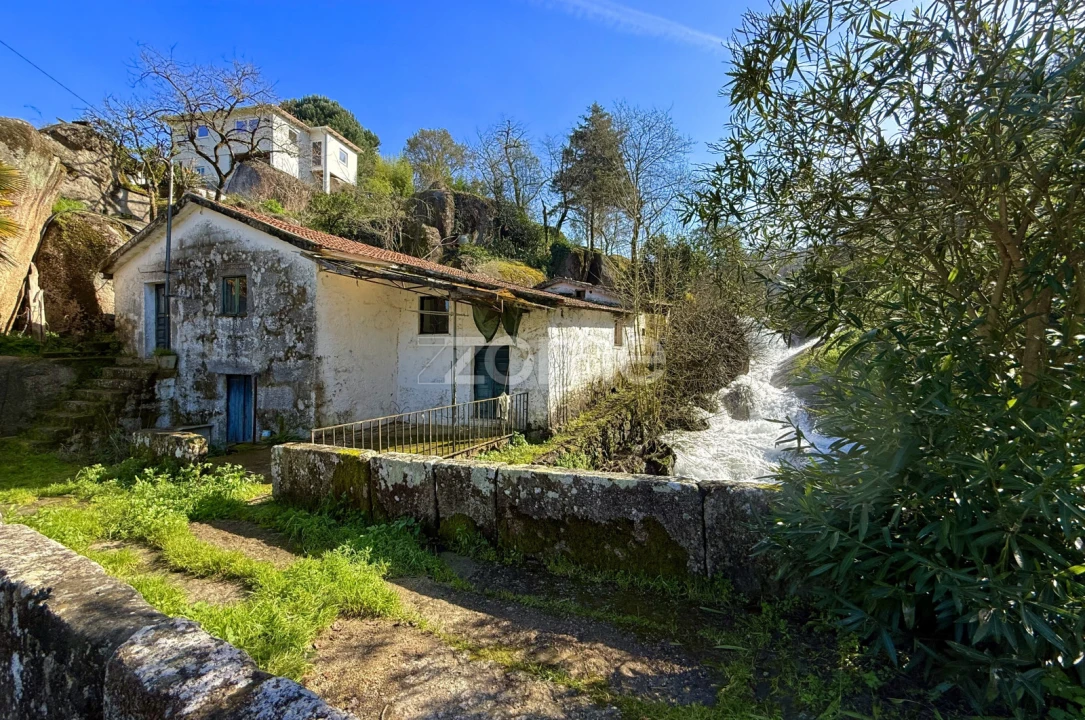 Quinta T2 para Venda em Arnoso (Santa Maria e Santa Eulália) e Sezures Foto 15