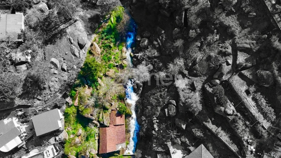 Quinta T2 para Venda em Arnoso (Santa Maria e Santa Eulália) e Sezures