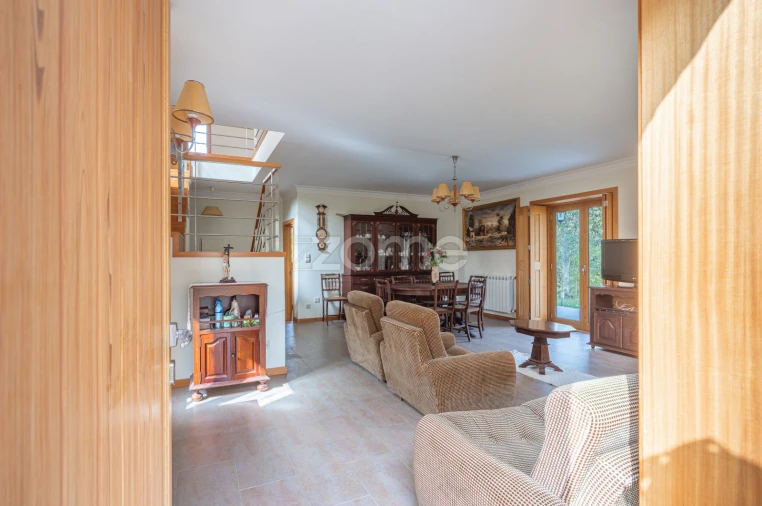 Moradia T4 para Venda em Lanheses Foto 20