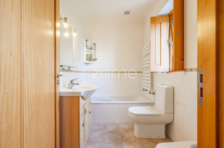 Moradia T4 para Venda em Lanheses Foto 26